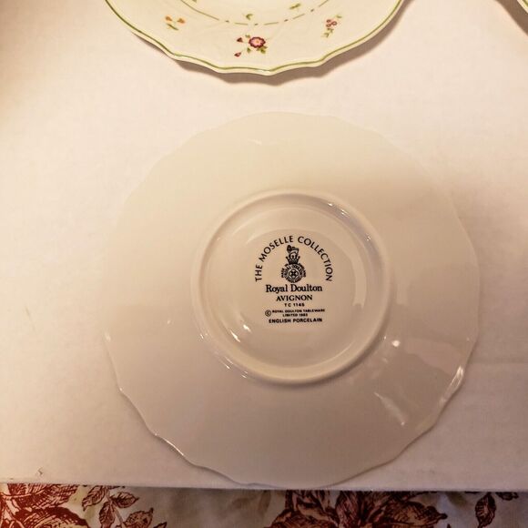 Royal Doulton Porcelain 4 Tea Cups (NO Saucers) 1983 Avignon  Vintage Royal Doulton Cups & Saucers AVIGNON Moselle 4 sets New Old Stock 1983